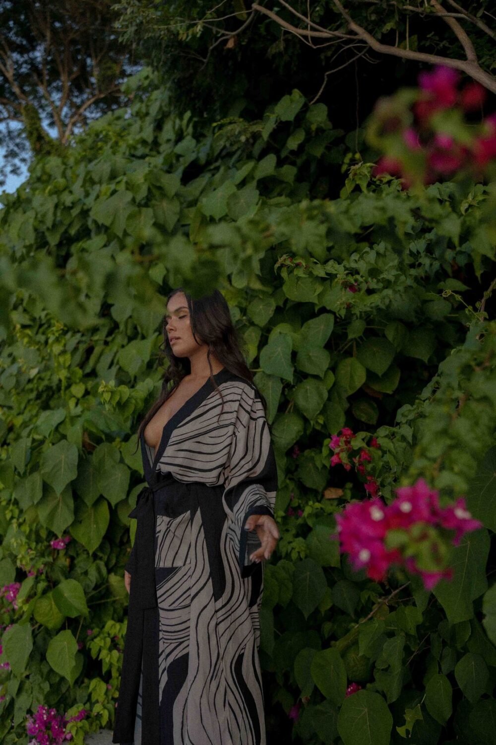 Indigo Robe - Onyx Flow - Image 3